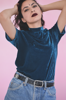 Polera velvet beatle